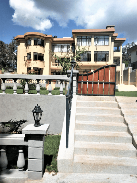 A villa house design built by Raphco constructions in Windy Ridge, Karen